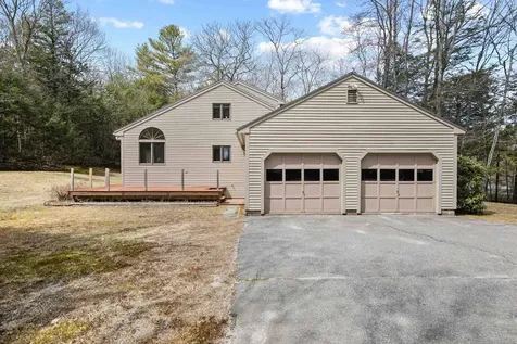 171 Pownal Road Freeport ME 04032