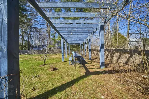 2 Melcher Place Topsham ME 04086