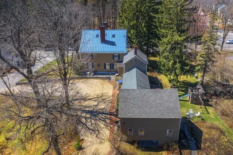 2 Melcher Place Topsham ME 04086