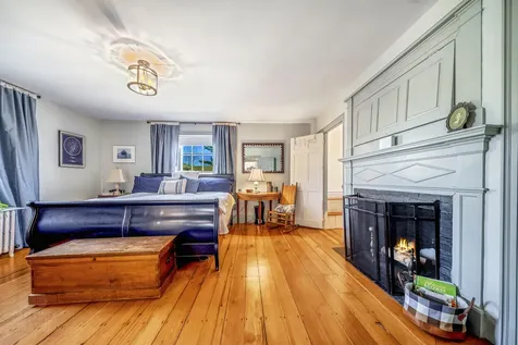2 Melcher Place Topsham ME 04086
