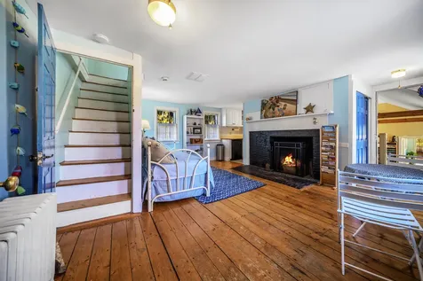2 Melcher Place Topsham ME 04086