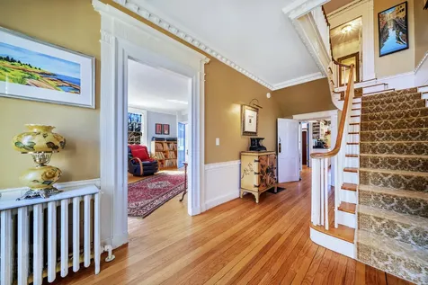 2 Melcher Place Topsham ME 04086