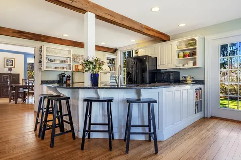 2 Melcher Place Topsham ME 04086