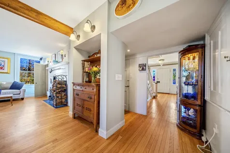 2 Melcher Place Topsham ME 04086