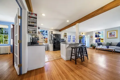 2 Melcher Place Topsham ME 04086