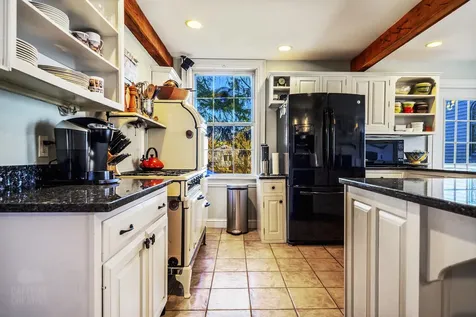 2 Melcher Place Topsham ME 04086