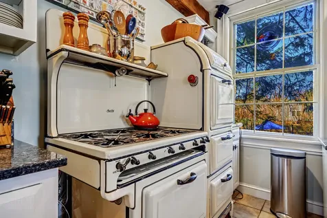 2 Melcher Place Topsham ME 04086