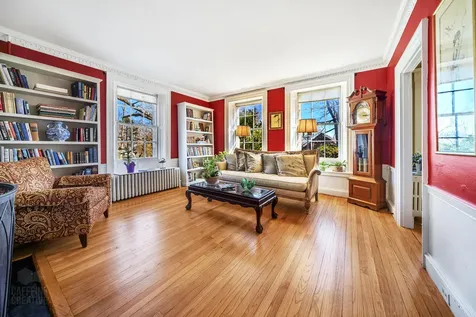 2 Melcher Place Topsham ME 04086