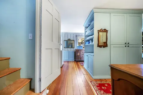 2 Melcher Place Topsham ME 04086