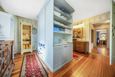 2 Melcher Place Topsham ME 04086