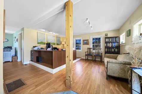 2 Melcher Place Topsham ME 04086
