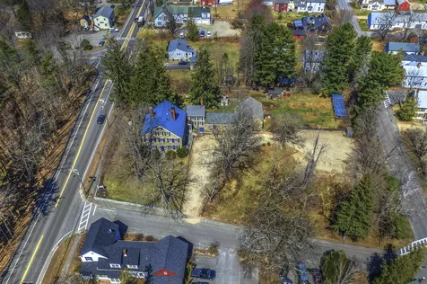 2 Melcher Place Topsham ME 04086