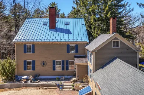 2 Melcher Place Topsham ME 04086