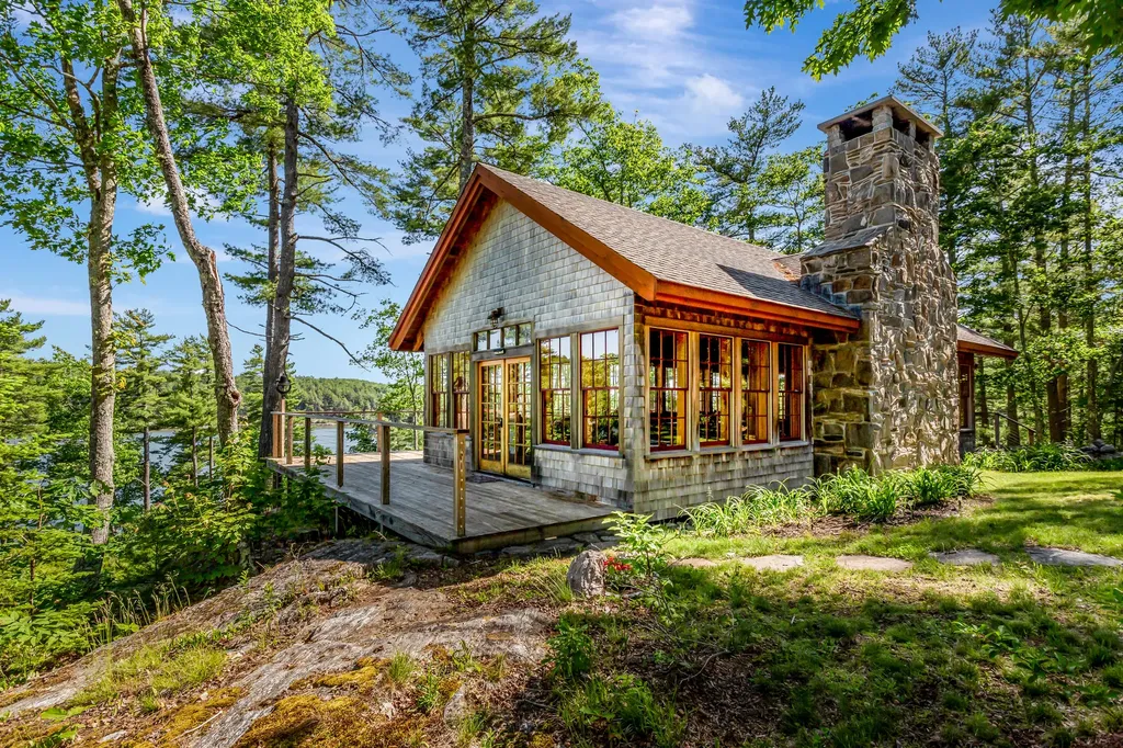 0 River Point Road Wiscasset ME 04578