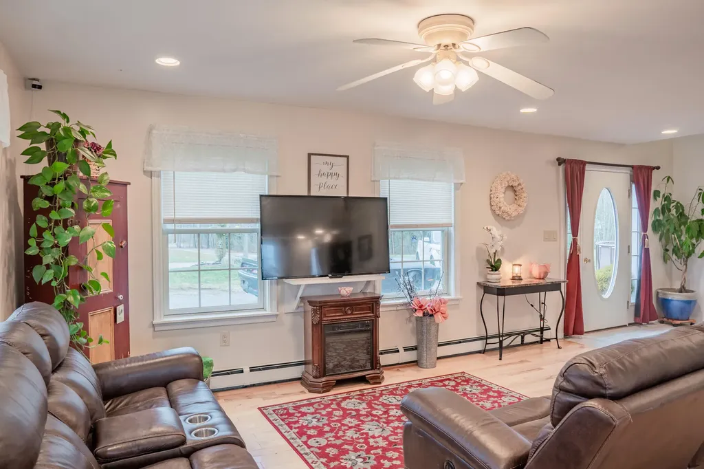 248 Hill Road West Bath ME 04530