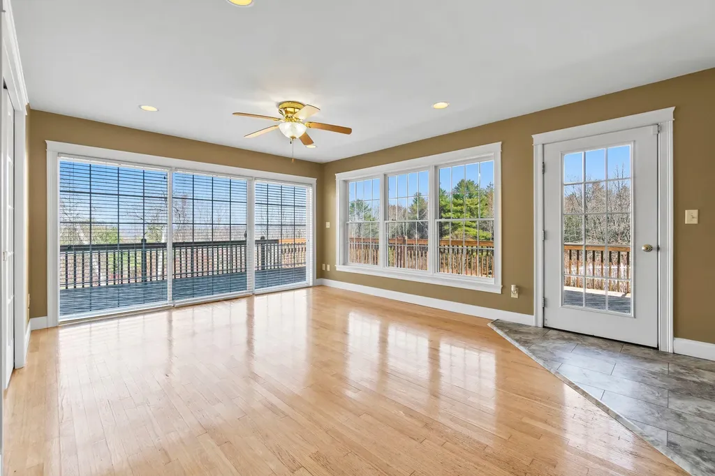 38 Jeffrey Road Minot ME 04258