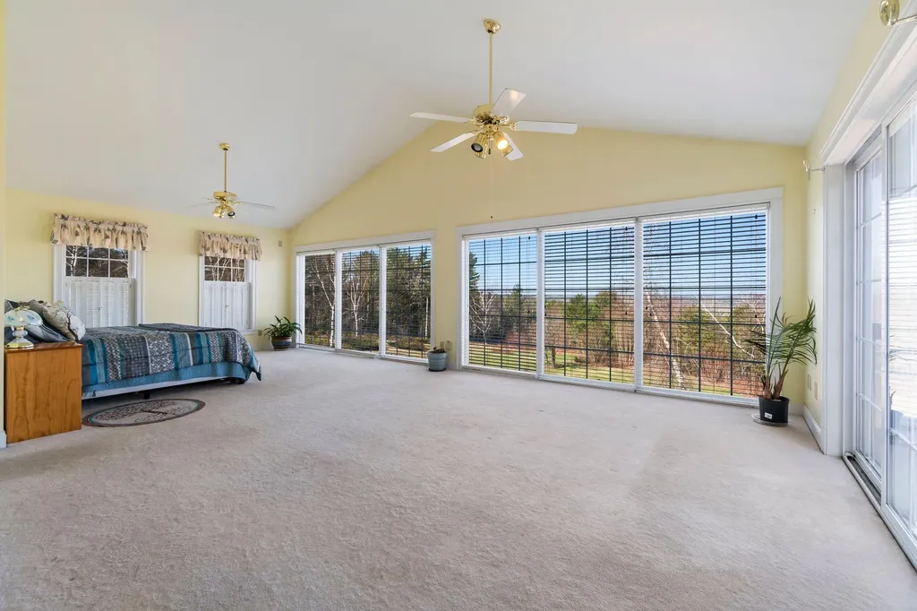38 Jeffrey Road Minot ME 04258
