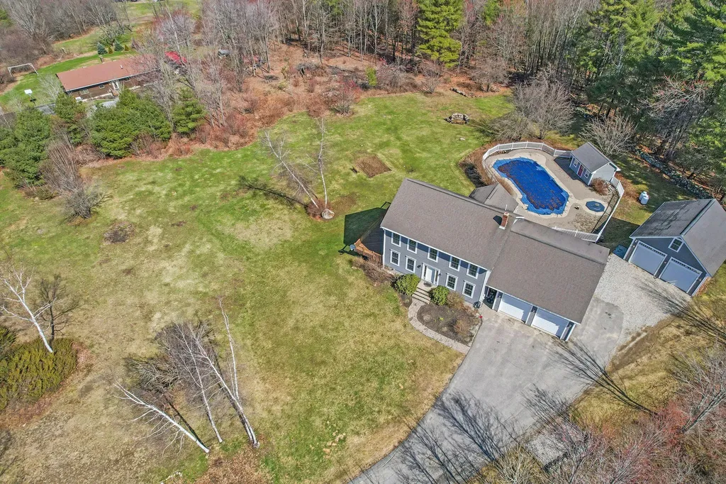 38 Jeffrey Road Minot ME 04258