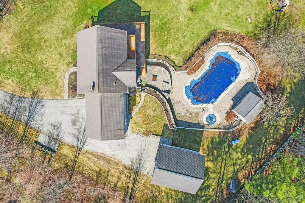 38 Jeffrey Road Minot ME 04258