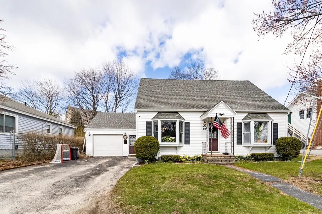 5 Dion Street Lewiston ME 04240