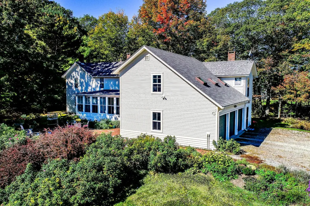 565 Bagaduce Road Brooksville ME 04617