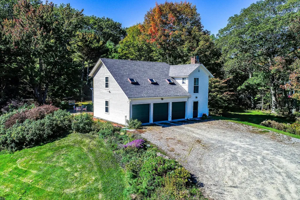 565 Bagaduce Road Brooksville ME 04617