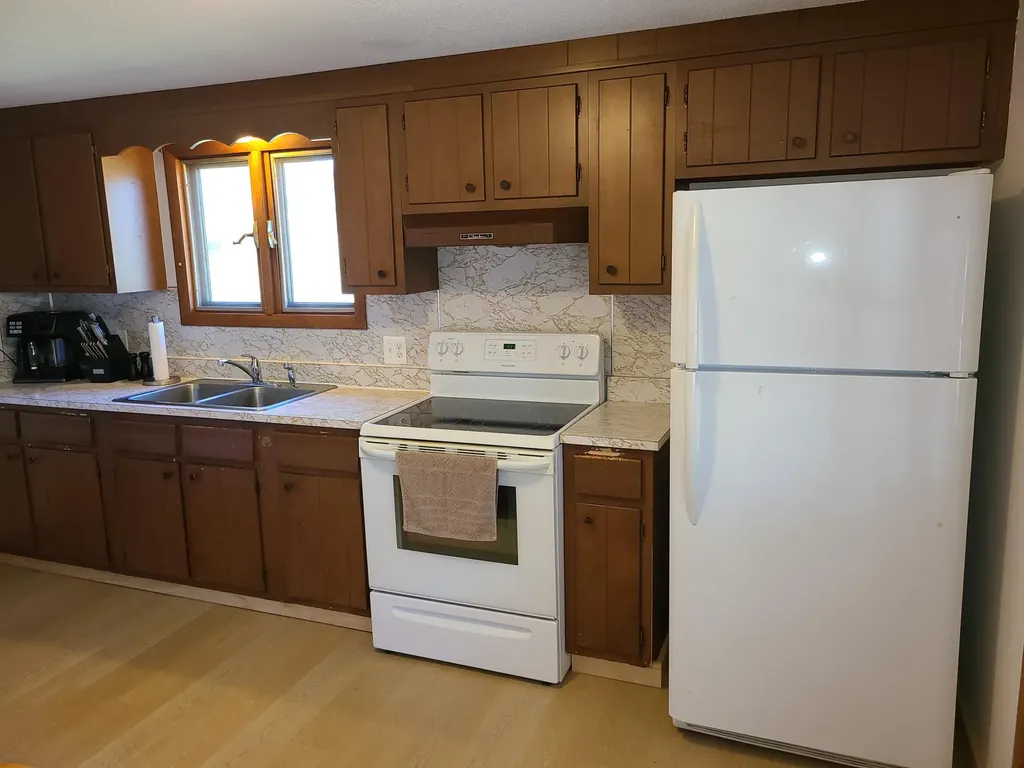 24 Route 41 Winthrop ME 04364