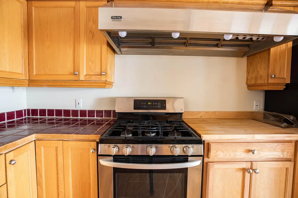 2 Malcolm Lane Glenburn ME 04401