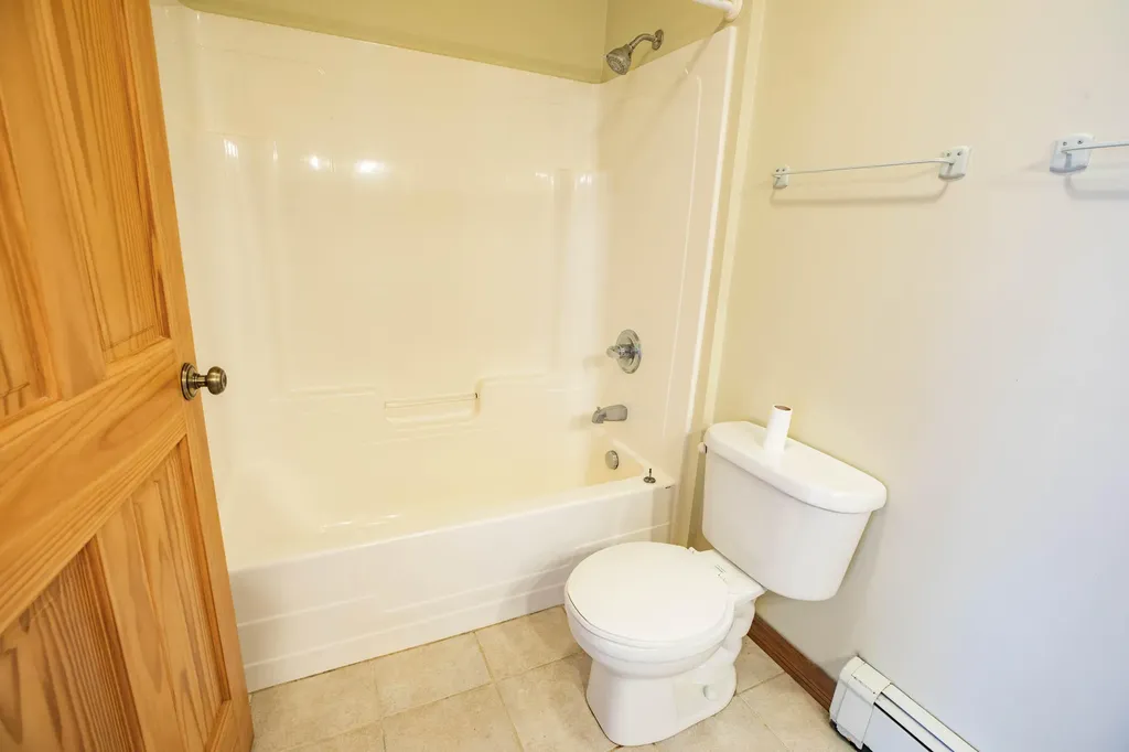 2 Malcolm Lane Glenburn ME 04401