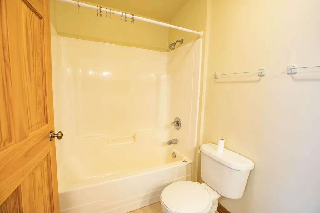 2 Malcolm Lane Glenburn ME 04401