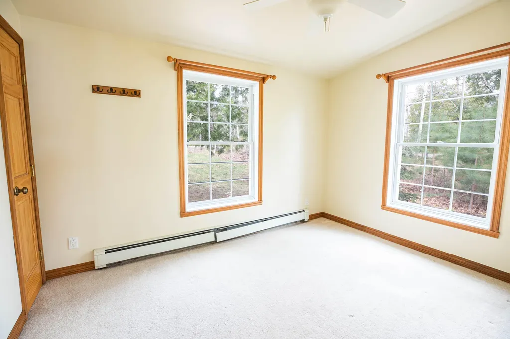 2 Malcolm Lane Glenburn ME 04401