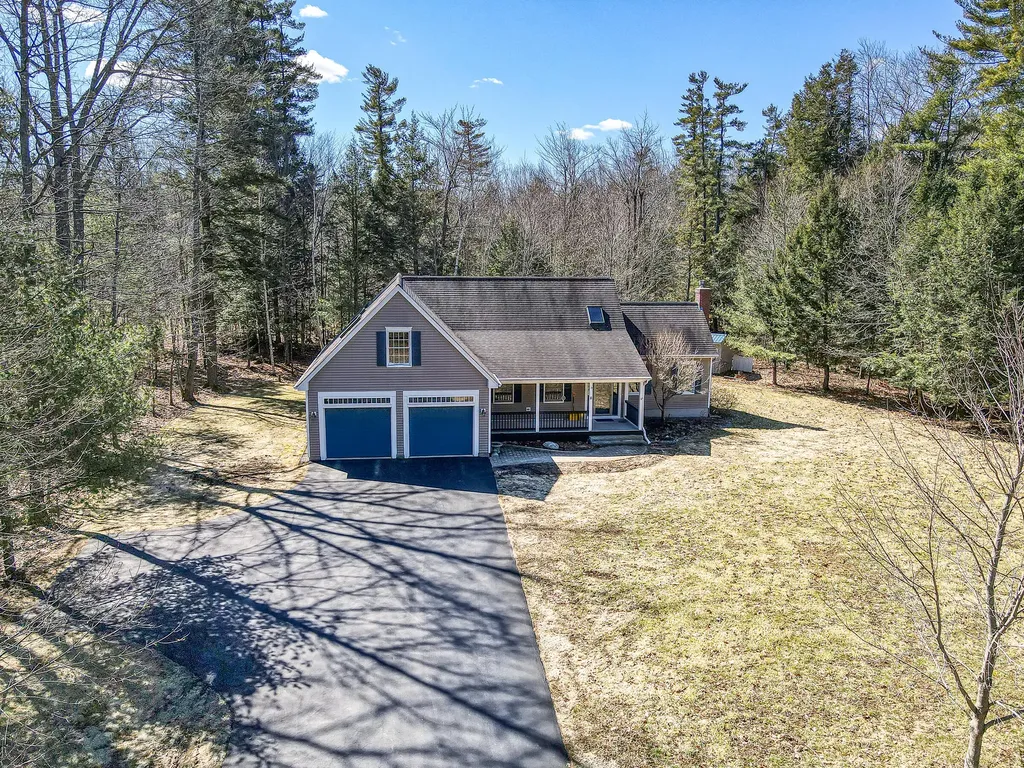 8 Whitney Way Topsham ME 04086