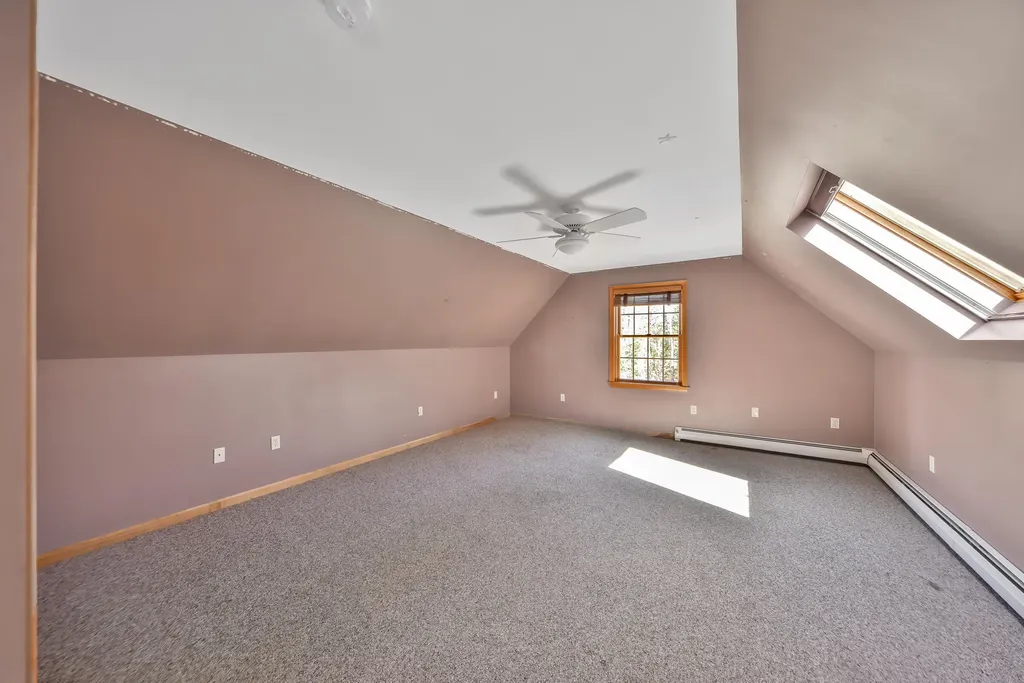 8 Whitney Way Topsham ME 04086