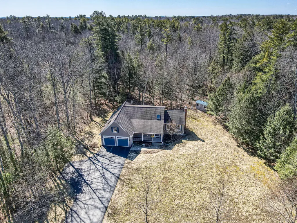 8 Whitney Way Topsham ME 04086
