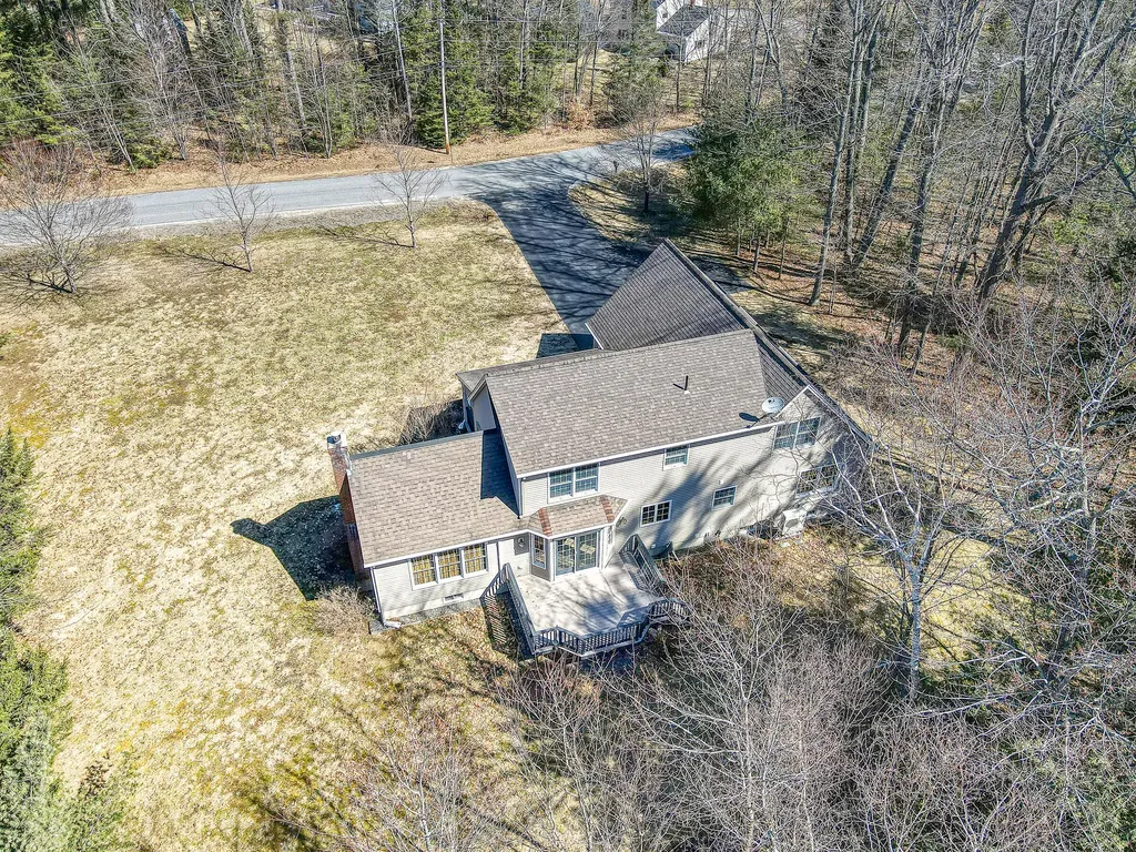 8 Whitney Way Topsham ME 04086