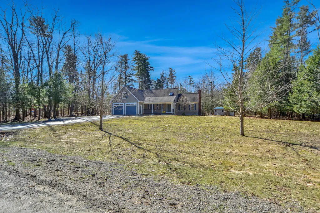 8 Whitney Way Topsham ME 04086