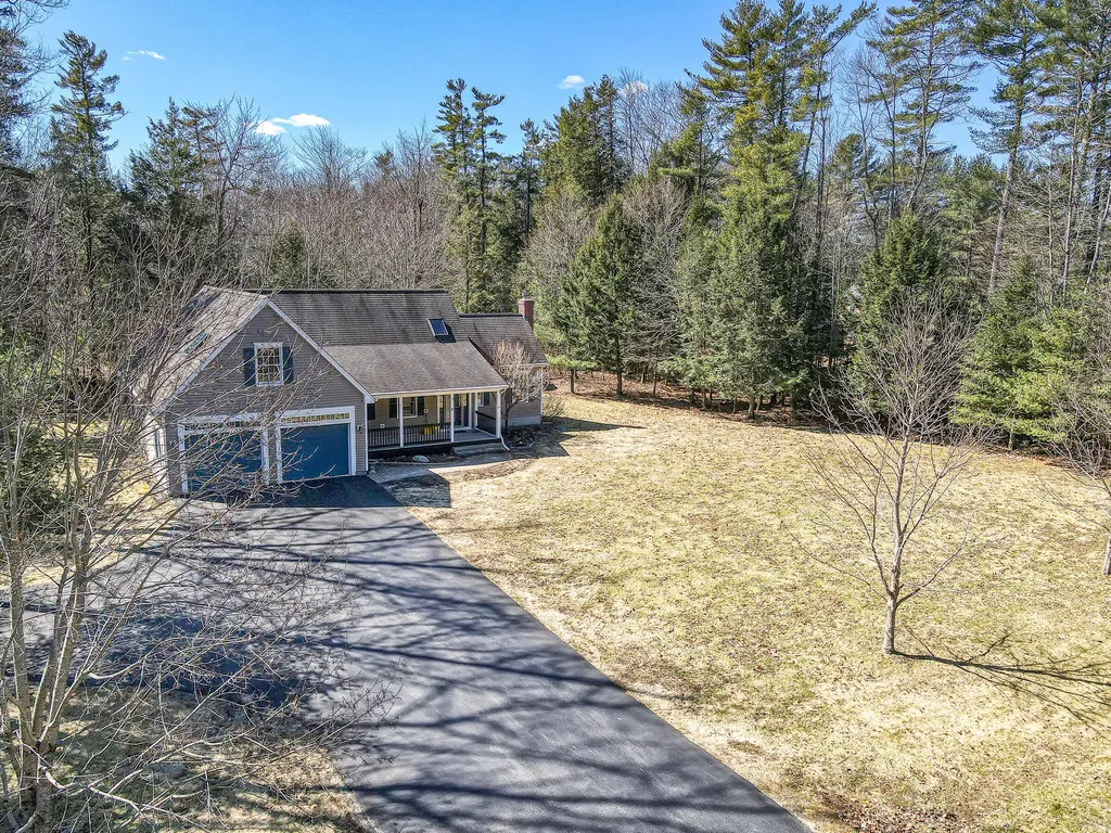 8 Whitney Way Topsham ME 04086