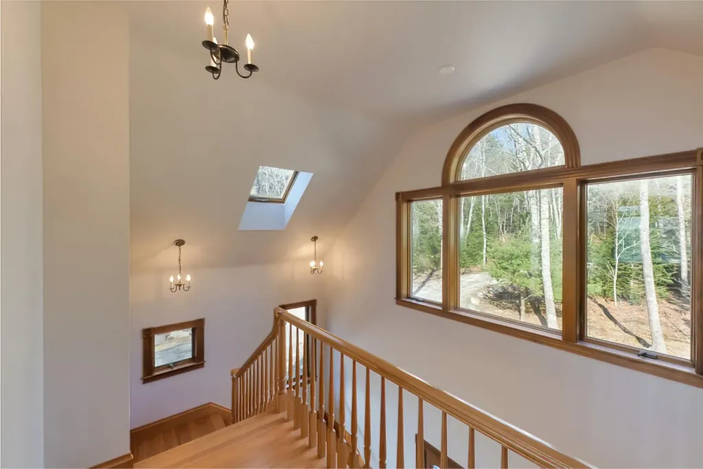 1197 Bay Road Brooklin ME 04616