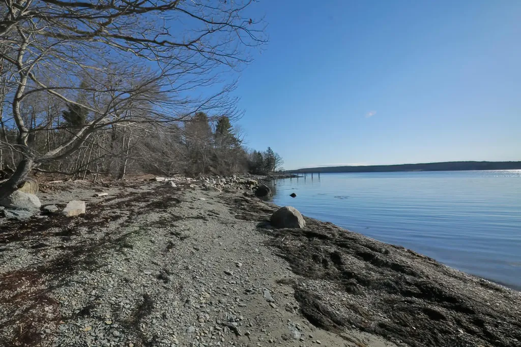 1197 Bay Road Brooklin ME 04616