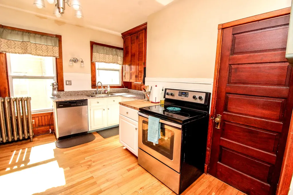 68 Bowdoin Street Bangor ME 04401