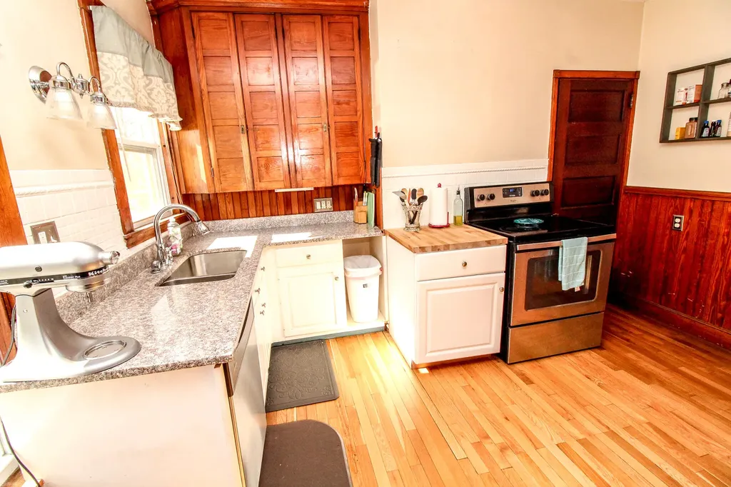 68 Bowdoin Street Bangor ME 04401