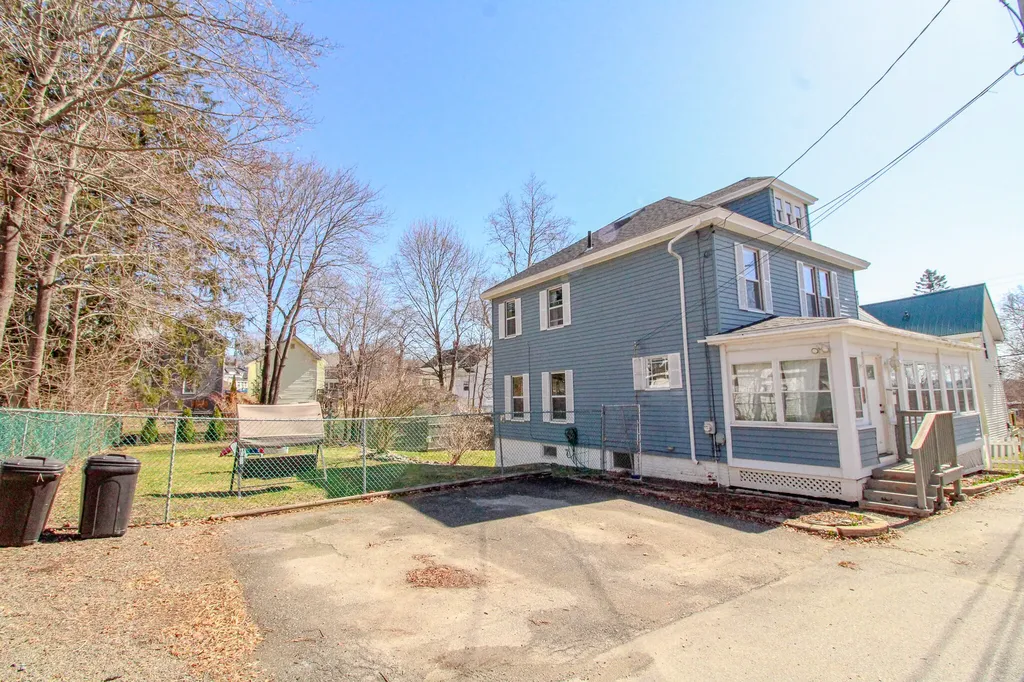 68 Bowdoin Street Bangor ME 04401