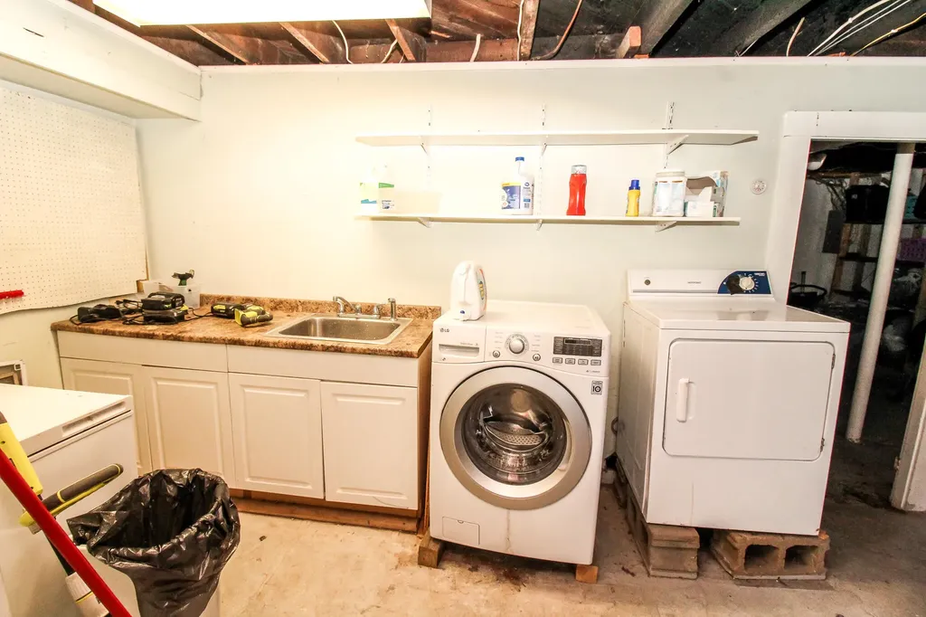 68 Bowdoin Street Bangor ME 04401