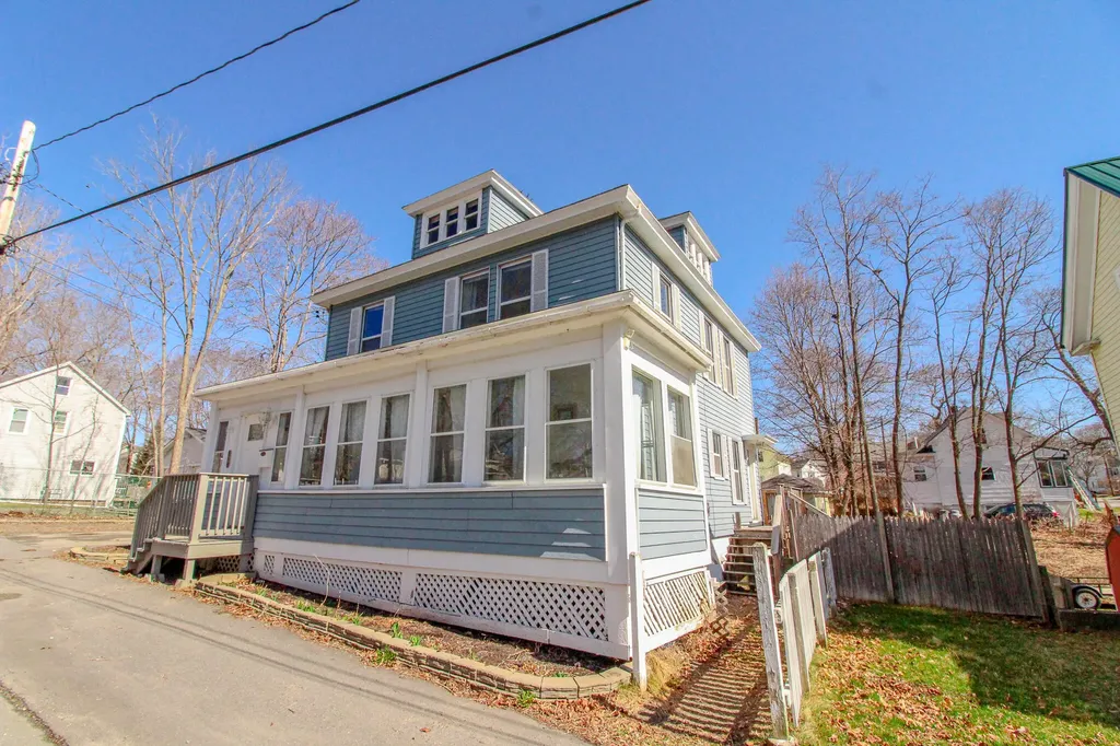 68 Bowdoin Street Bangor ME 04401