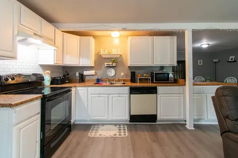 279 Cushing Road Cushing ME 04563