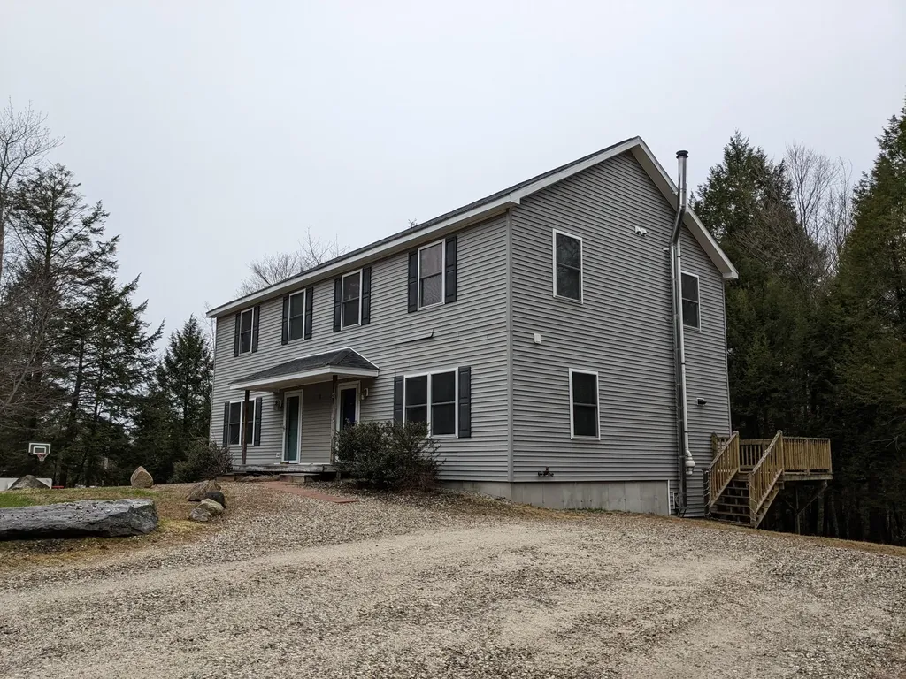 16 Red Brook Lane Freeport ME 04032