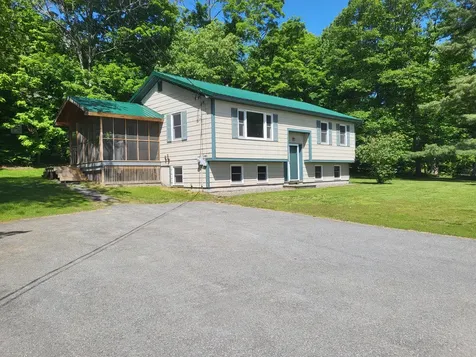 692 Town Farm Road Farmington ME 04938