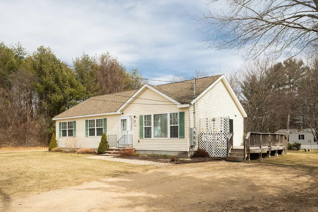 203 Oldfields Road South Berwick ME 03908