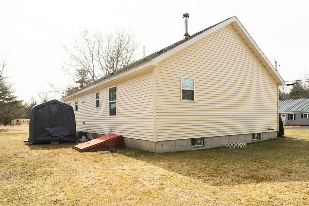 203 Oldfields Road South Berwick ME 03908
