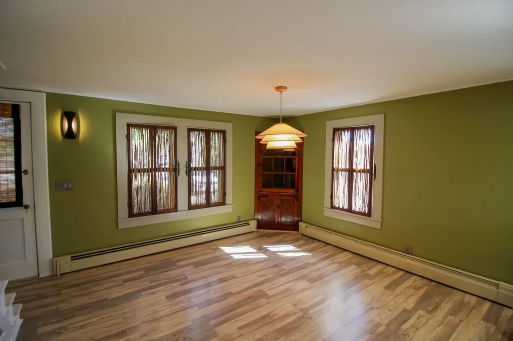 173 Western Avenue Hampden ME 04444